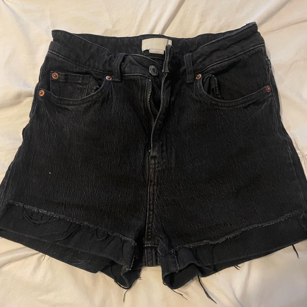 Black H&M Jean shorts